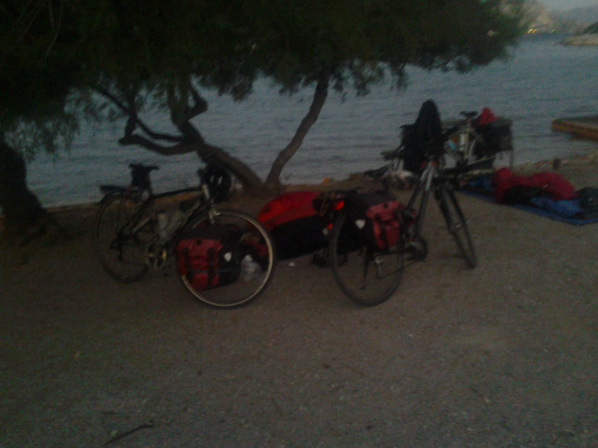 Gr�ce - Le Pyr�e